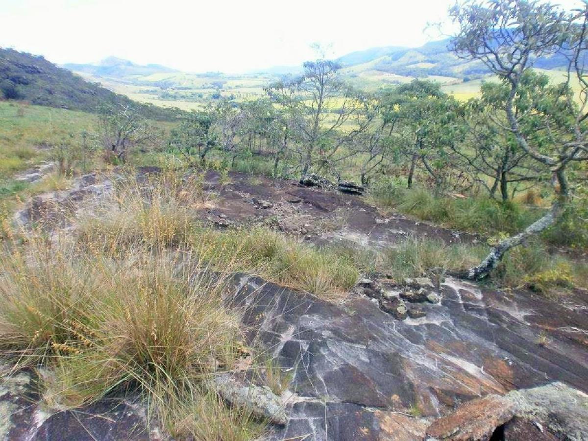 Pousada Muro De Pedra Sao Tome das Letras Exterior photo